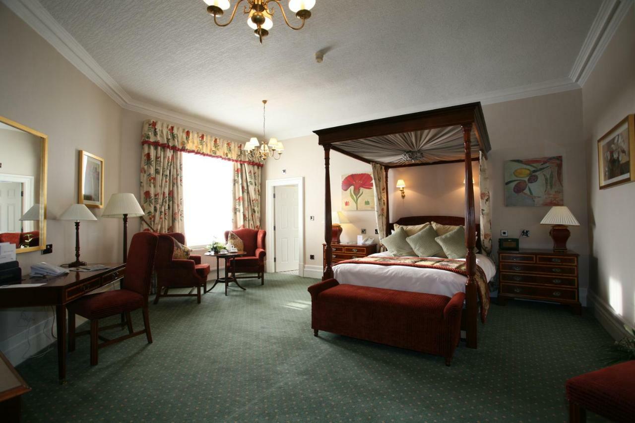 The Midland 3*